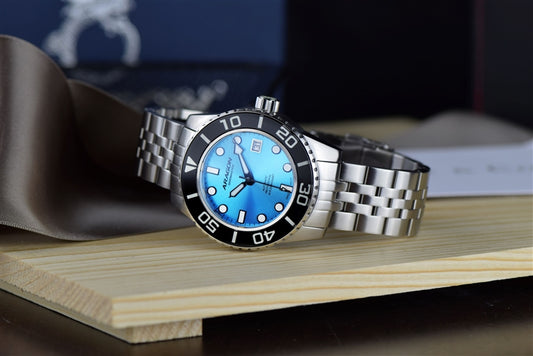 Divemaster 42 Swiss Automatic
