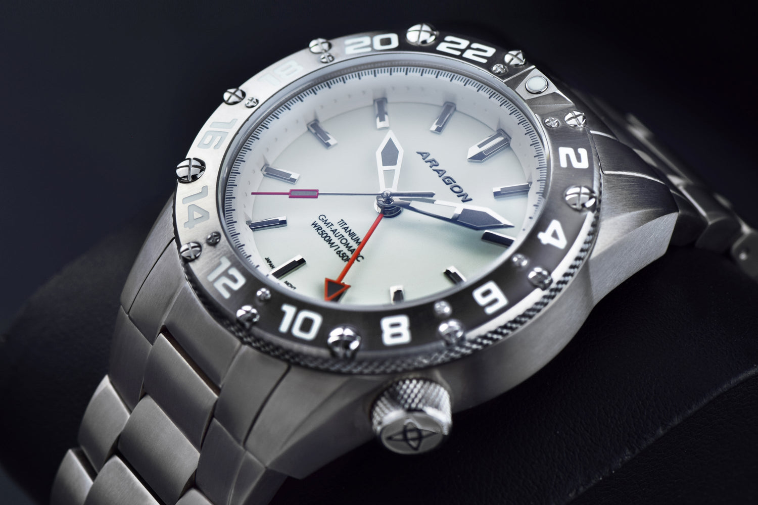 Enforcer Titanium GMT 9075
