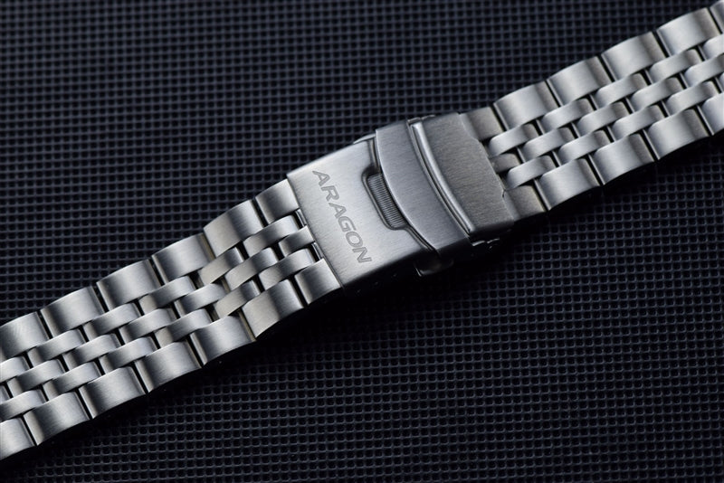 Divemaster 42 Swiss Automatic